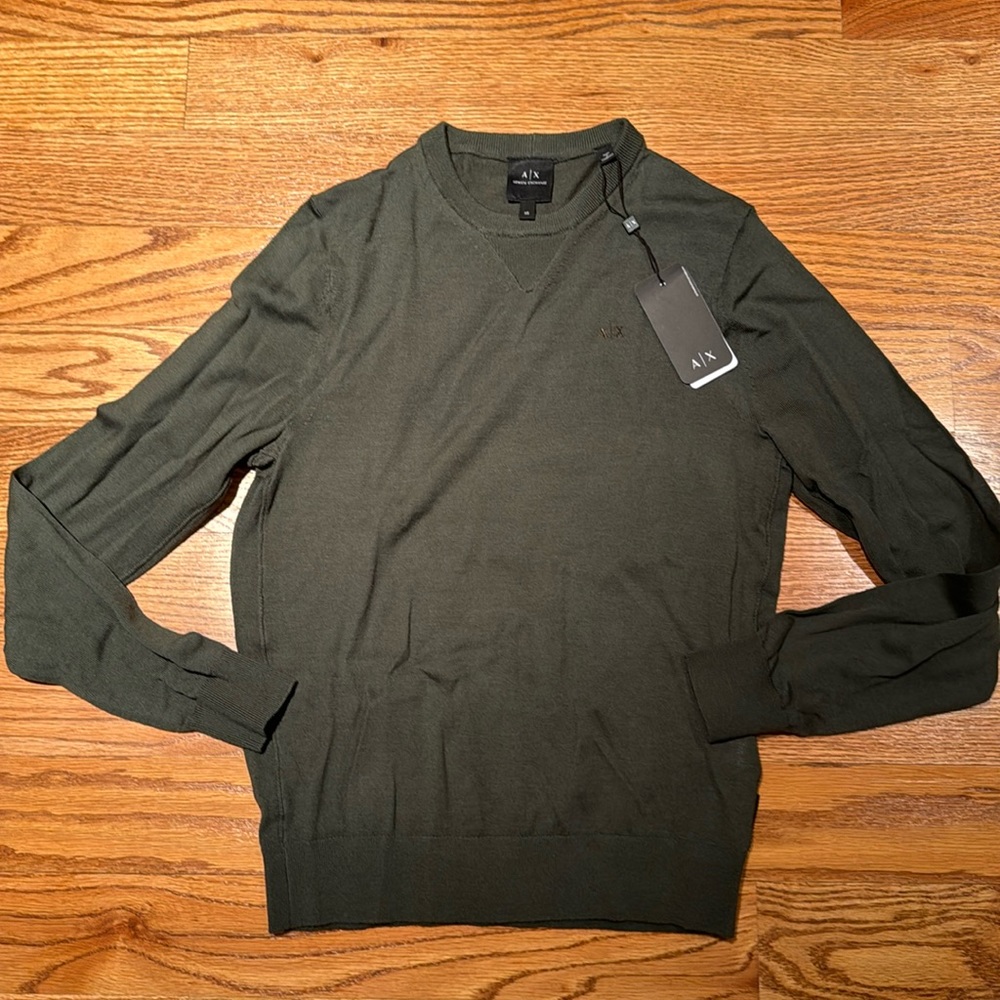 NWT Armani Exchange pullover beautiful color and great quality